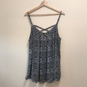Torrid black and white strappy tank top women’s 2X